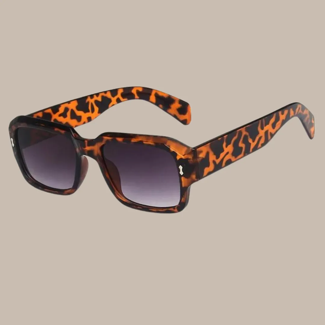 00Classic Square Sunglasses.