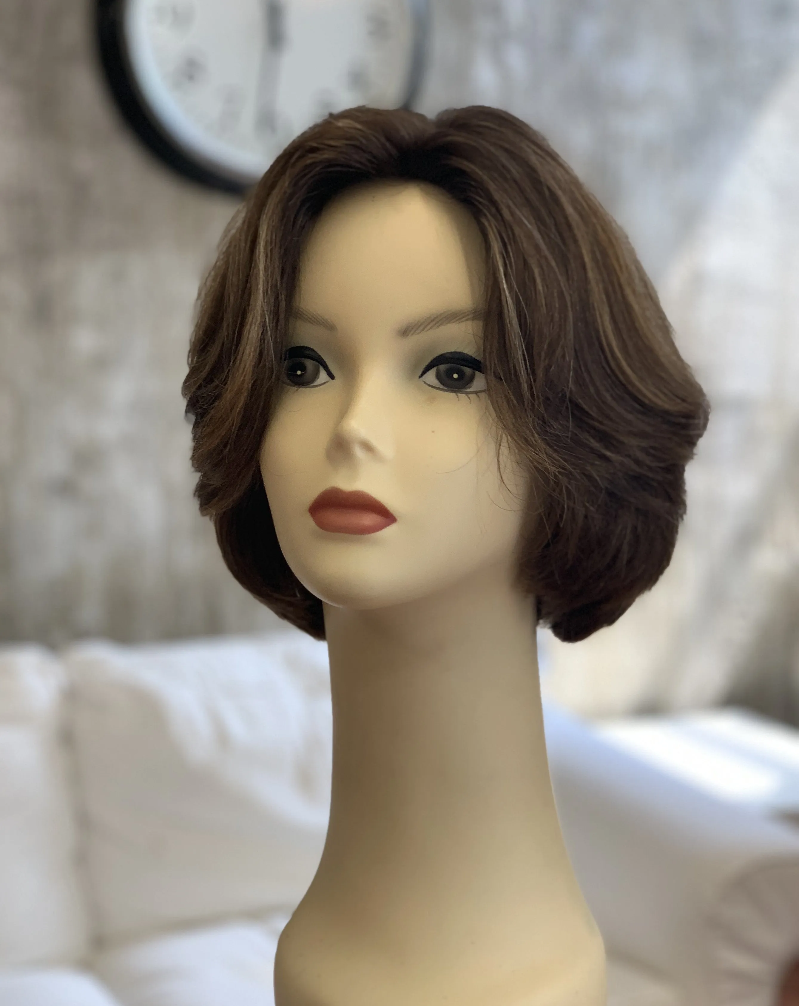 100% HUMAN EUROPEAN VIRGIN HAIR 12" HIGHLIGHTED ROOTED BROWN NR-9LYR-165