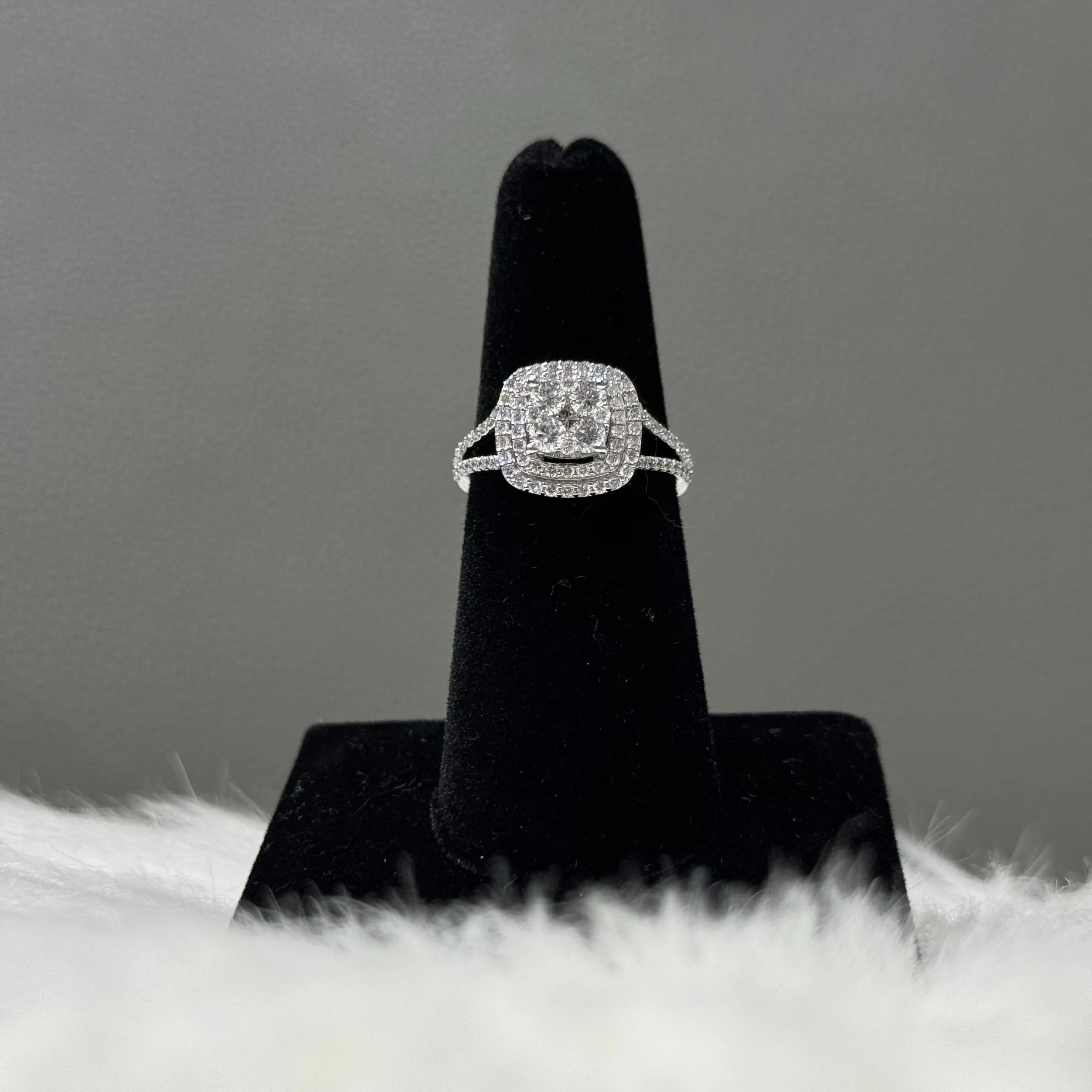 14K White Gold Diamond Square Engagement Ring 1Ct Dia / 3.4gr / Size 6.5
