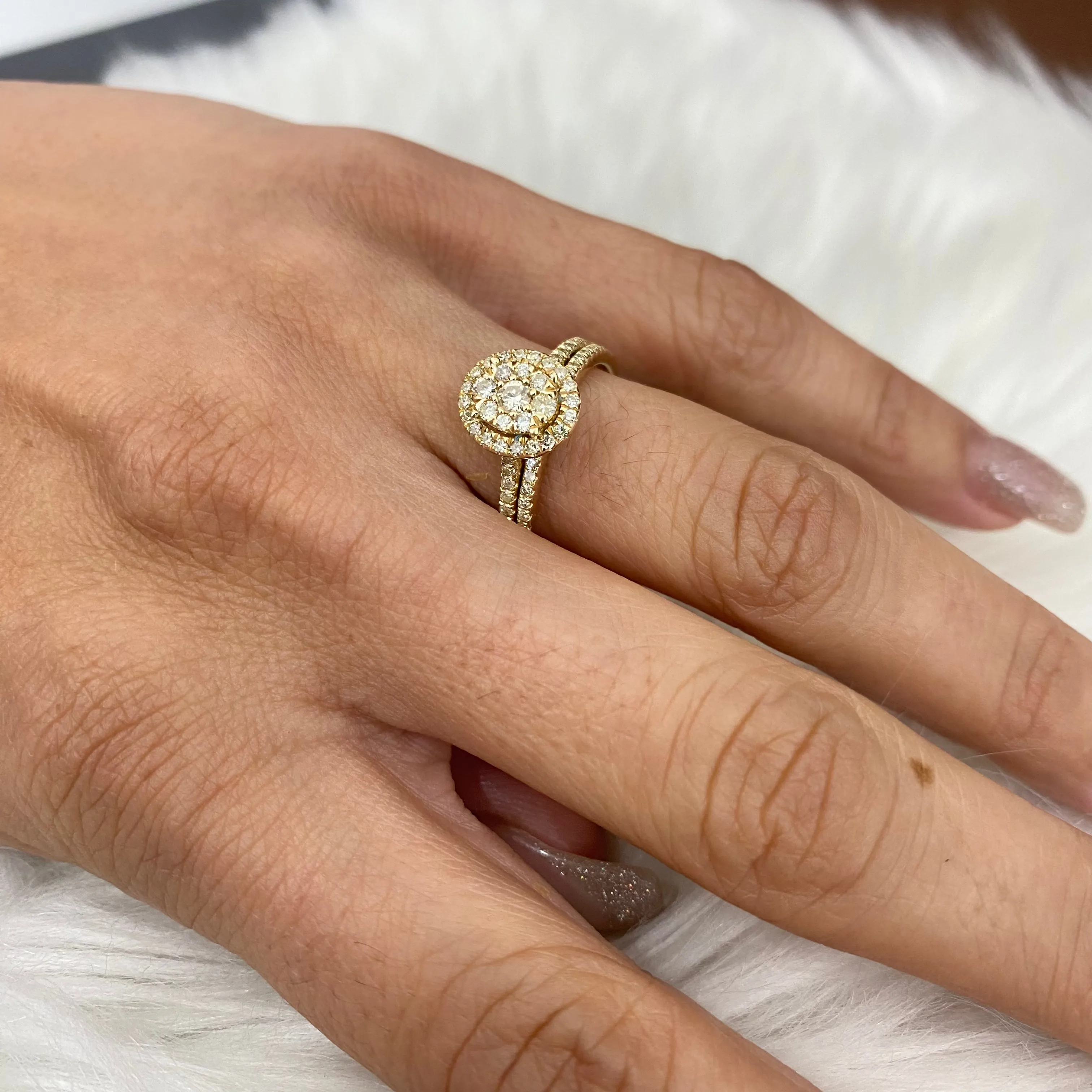 14K Yellow Gold Diamond Fashion Ovalado Duo Engagement Ring 0.74Ct Dia / 4.1gr / Size 7