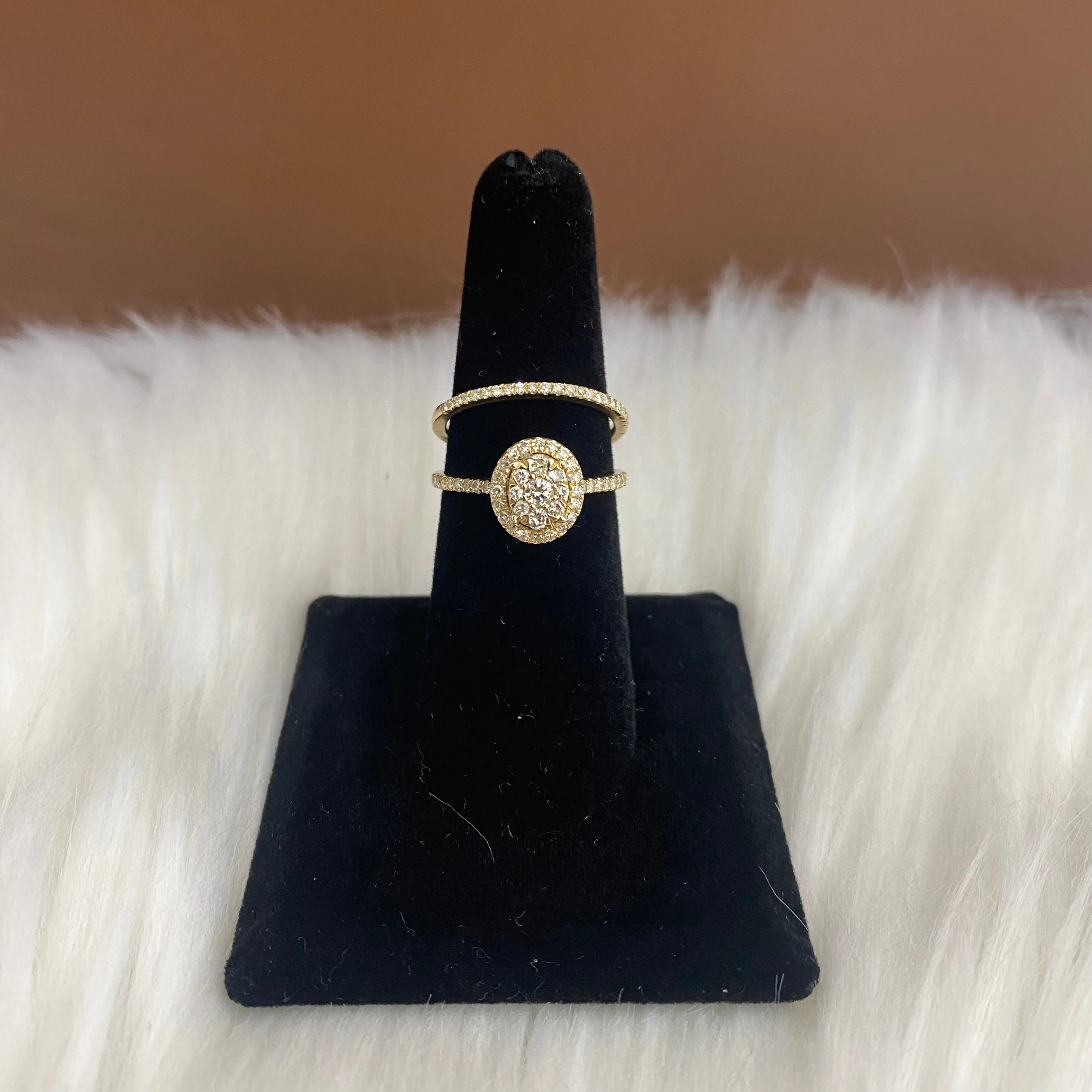 14K Yellow Gold Diamond Fashion Ovalado Duo Engagement Ring 0.74Ct Dia / 4.1gr / Size 7