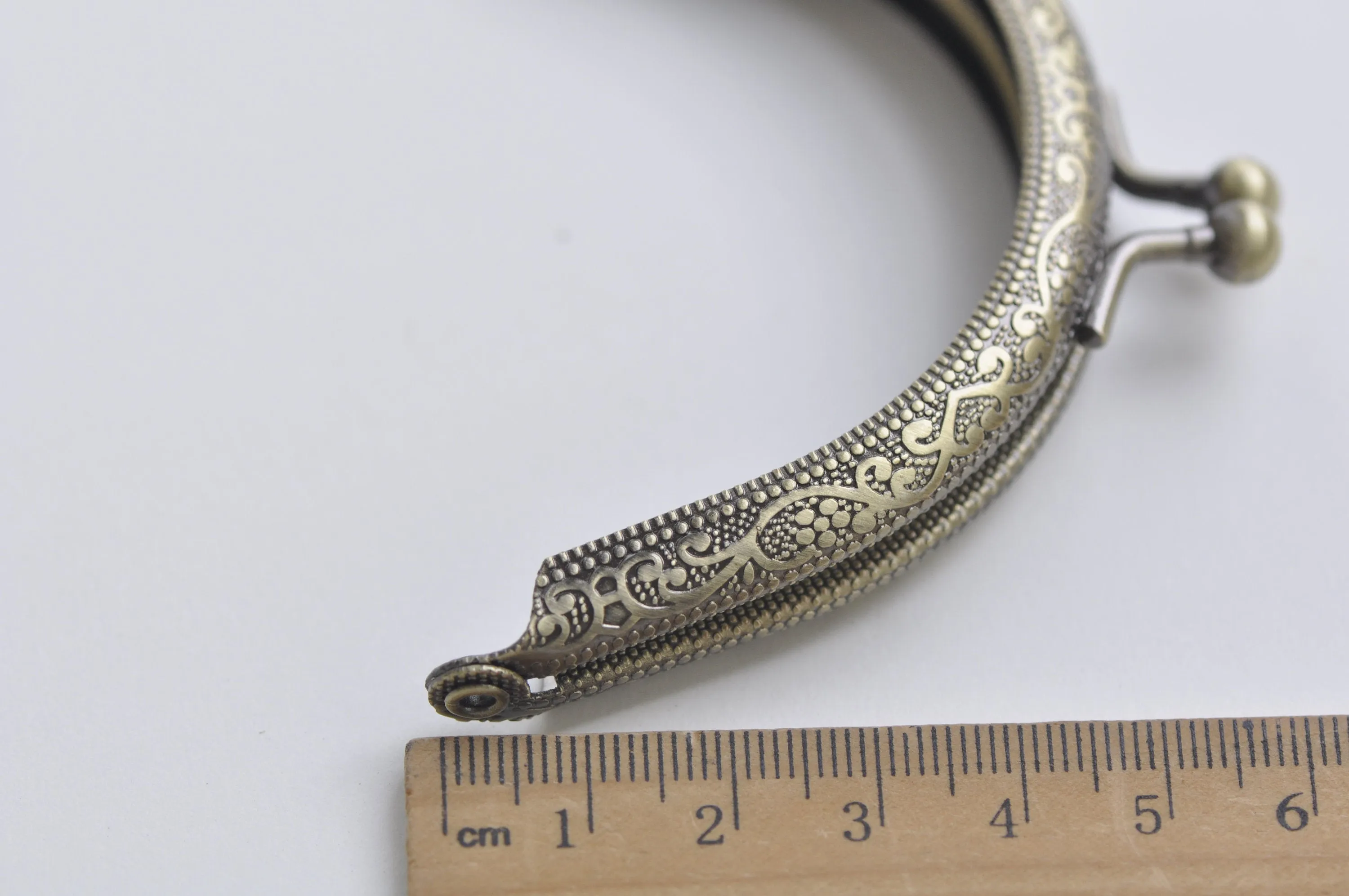 3" (8cm) Retro Bronze Handle Purse Frame
