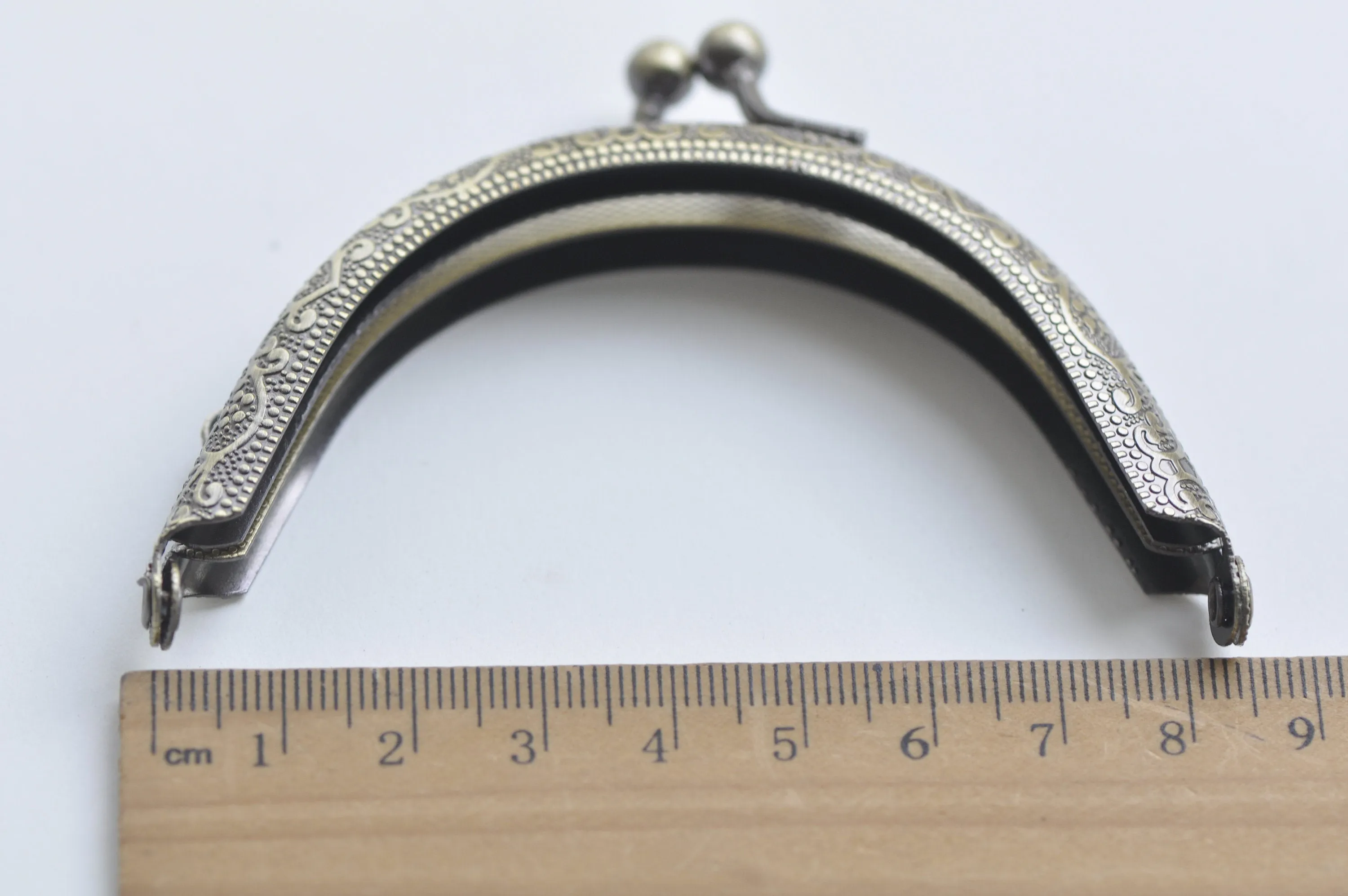 3" (8cm) Retro Bronze Handle Purse Frame