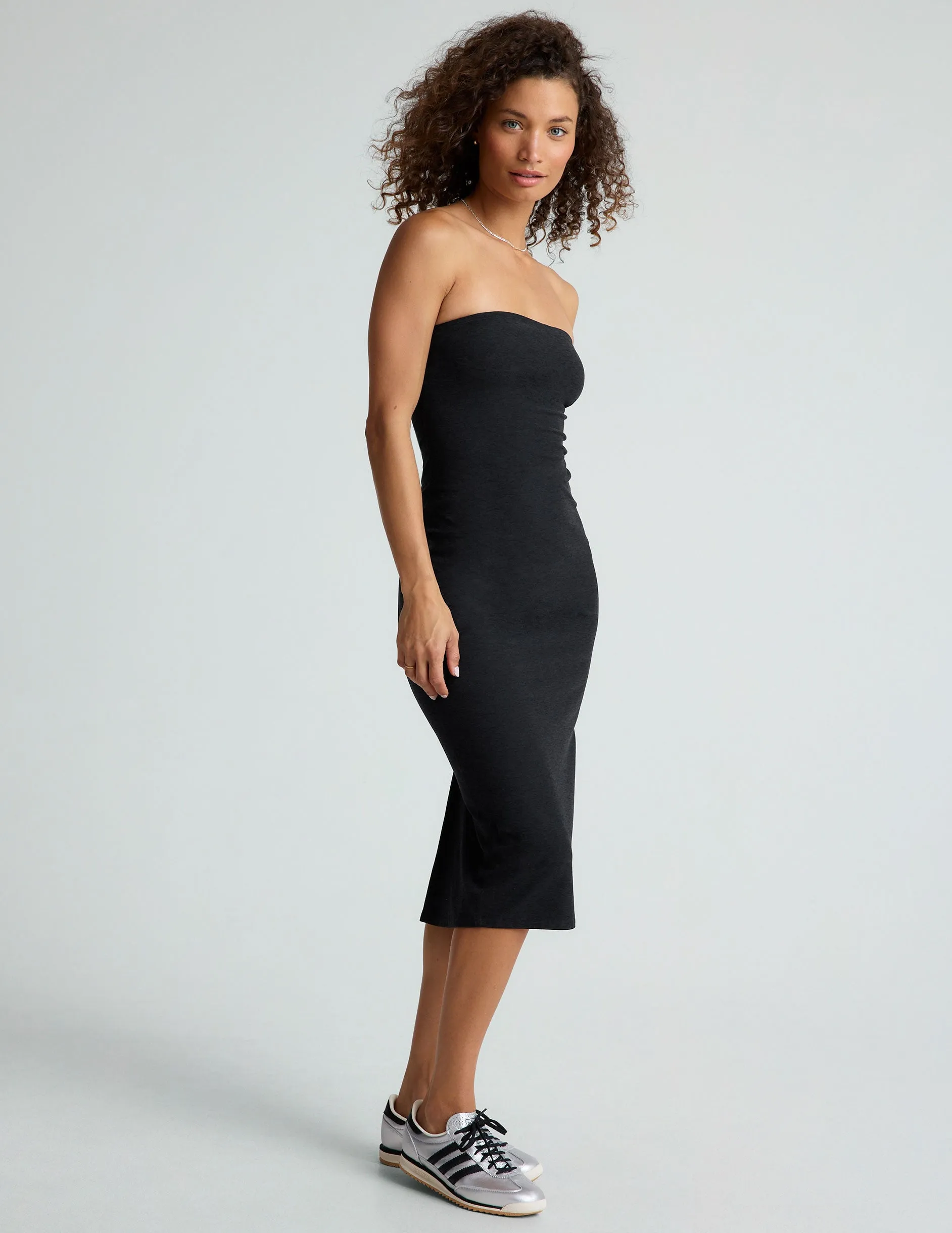 BEYOND YOGA SPACEDYE STRAPLESS DRESS DARKEST NIGHT