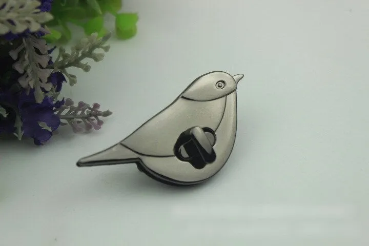 Bird Shaped Twist Turn Lock 68mm Purse Charm Organizer Luggage Hardware Antique Gold Lock And Key Closure Small Bag Clutch Metal Accessories