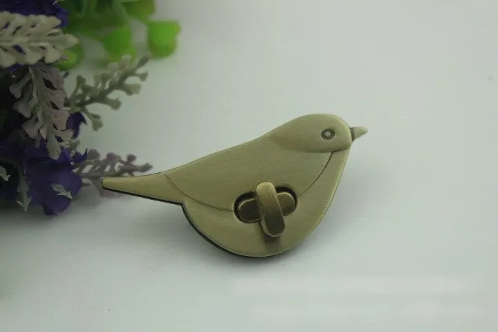 Bird Shaped Twist Turn Lock 68mm Purse Charm Organizer Luggage Hardware Antique Gold Lock And Key Closure Small Bag Clutch Metal Accessories
