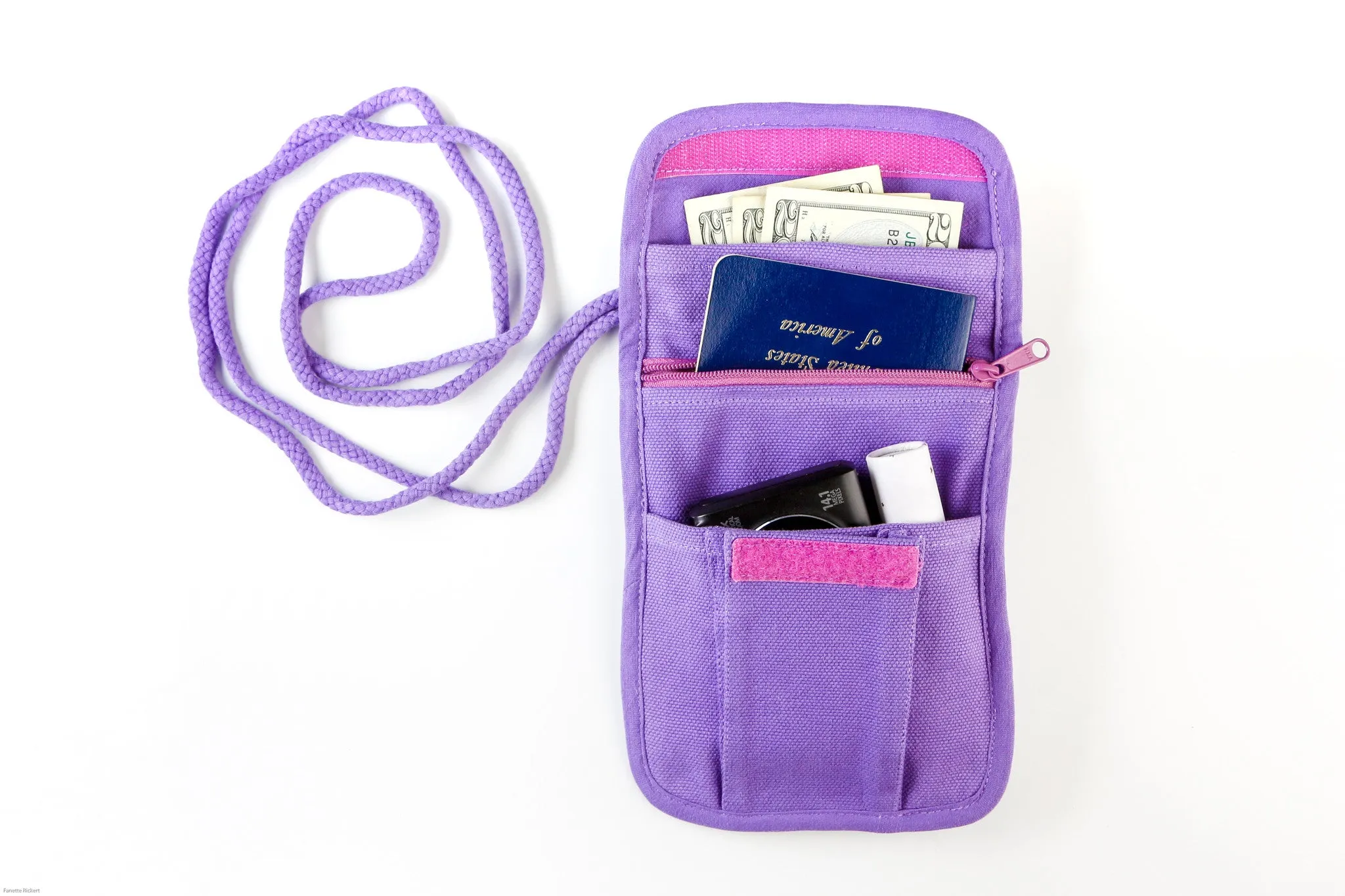 Cara Cat Mobile Bag
