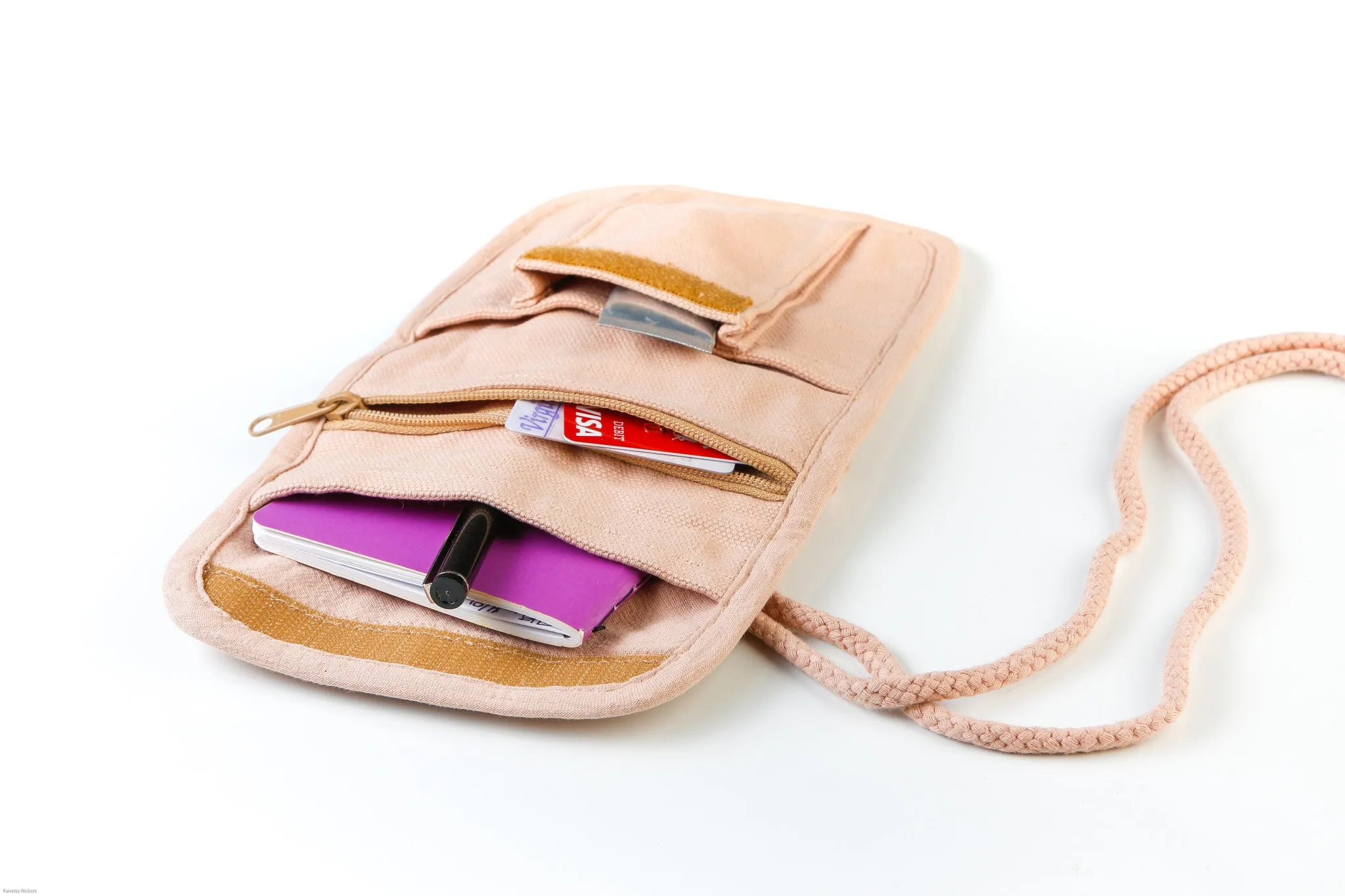 Cara Cat Mobile Bag