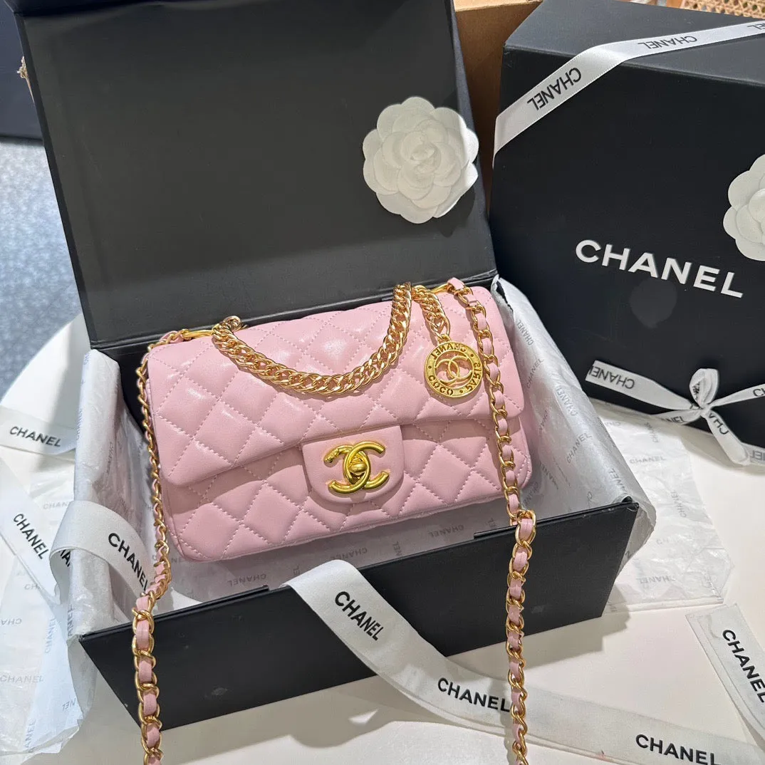 CC762 Small Flap Bag /  4.7 × 8.2 × 2.7 in
