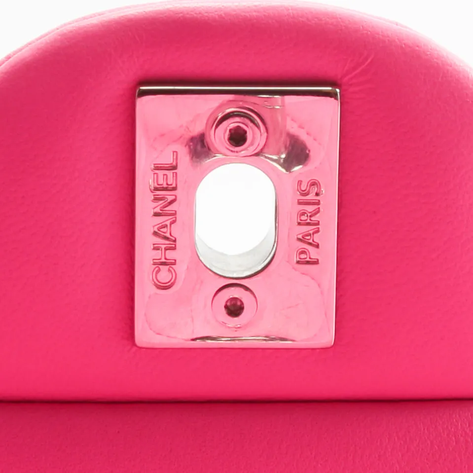 CHANEL 2021 Medium Classic Double Flap Lambskin- Bubblegum Pink