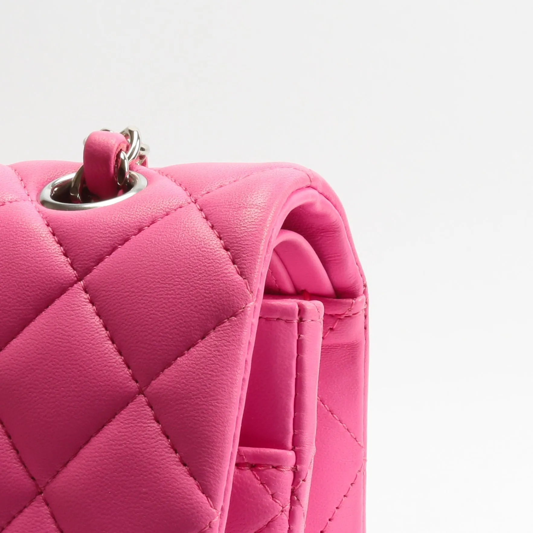 CHANEL 2021 Medium Classic Double Flap Lambskin- Bubblegum Pink