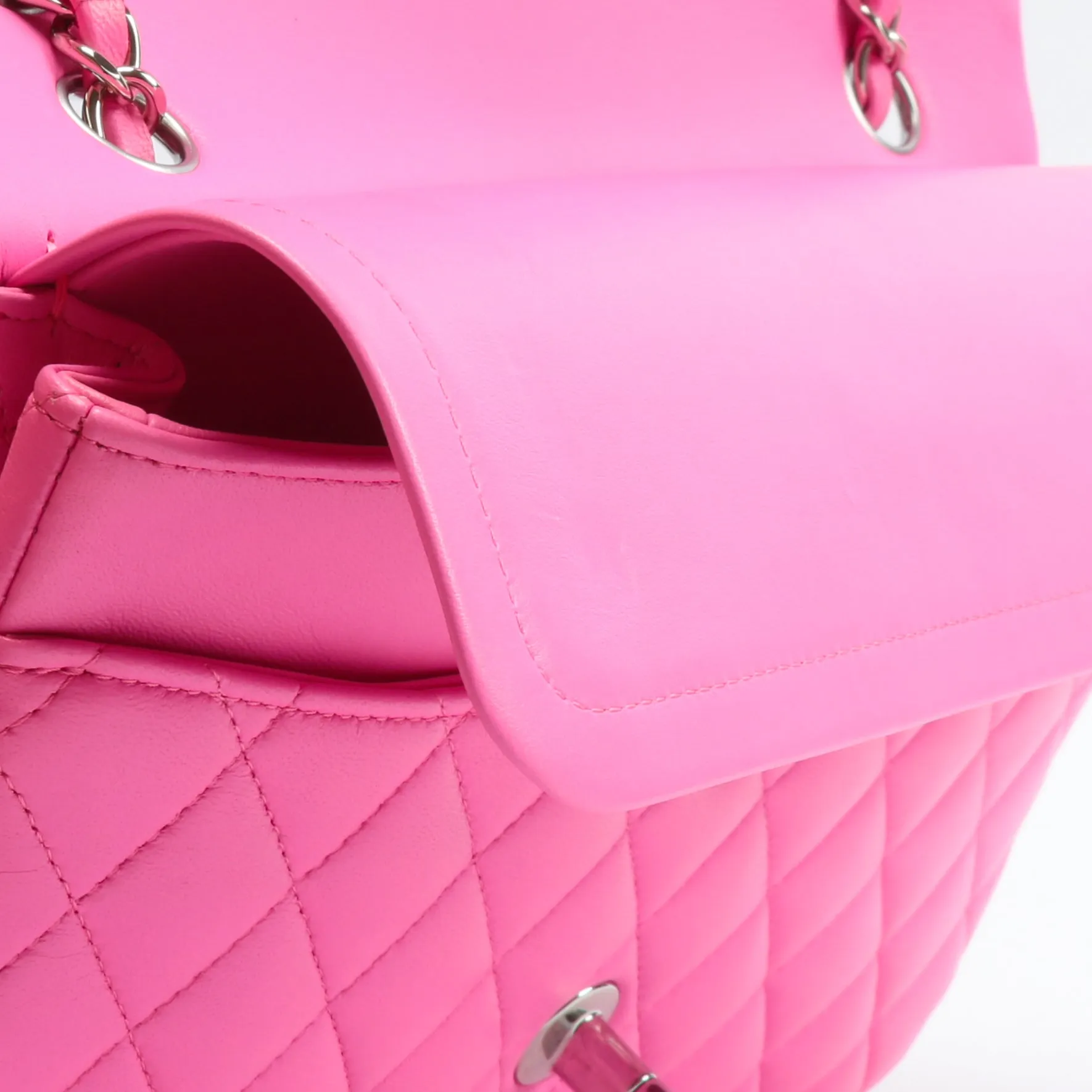 CHANEL 2021 Medium Classic Double Flap Lambskin- Bubblegum Pink