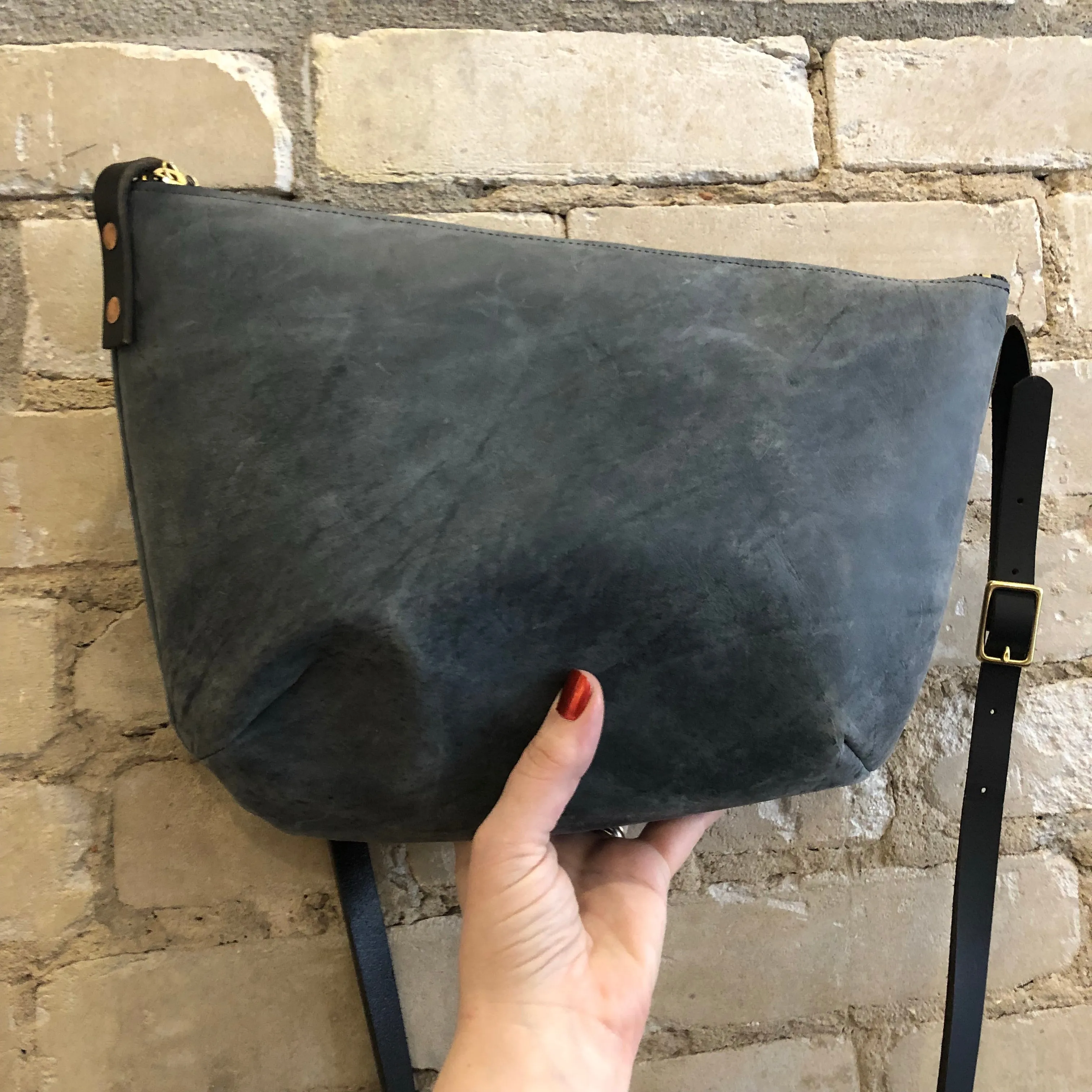 Fitzy // Leather Crossbody