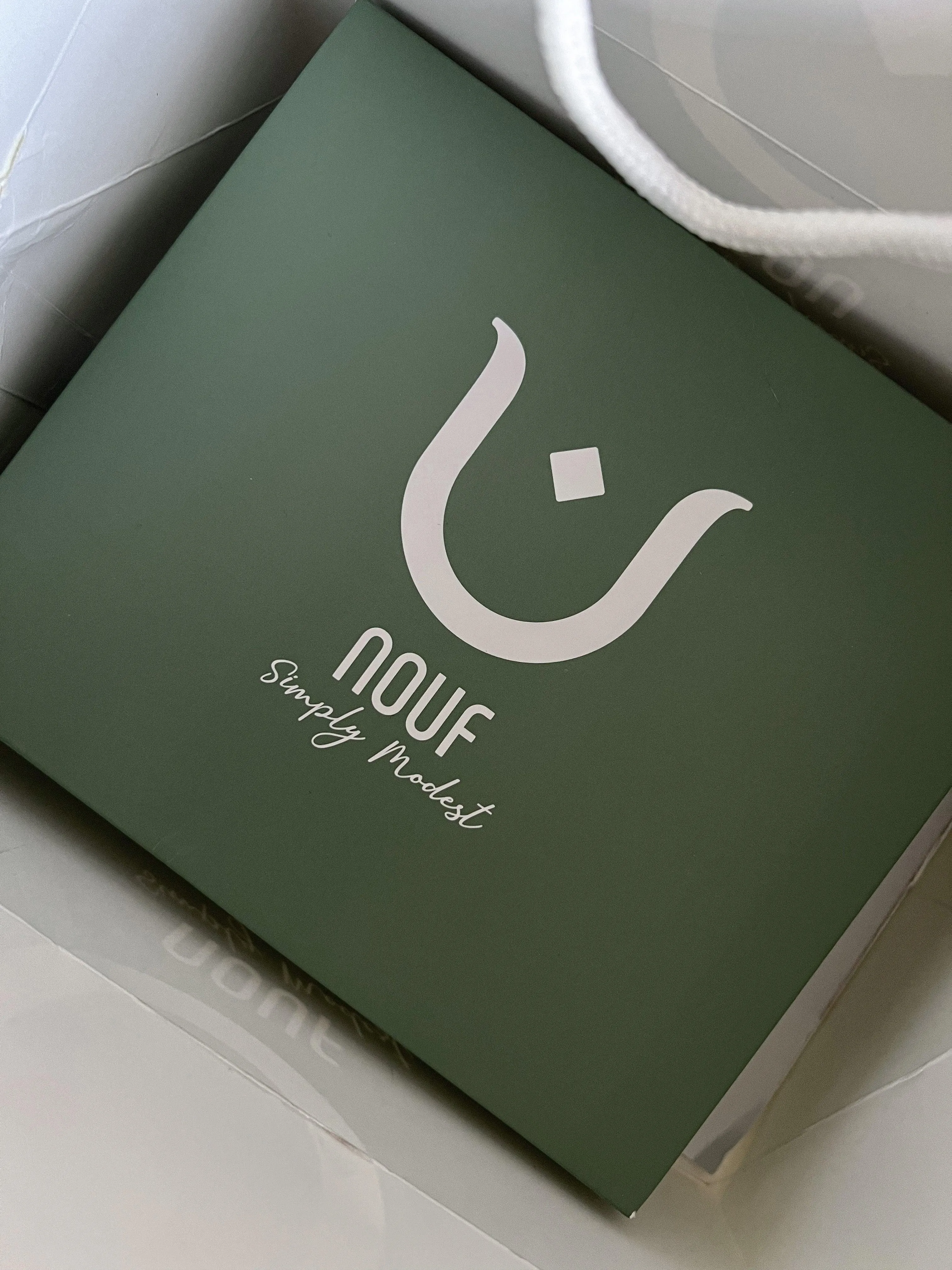 Gift box/bag