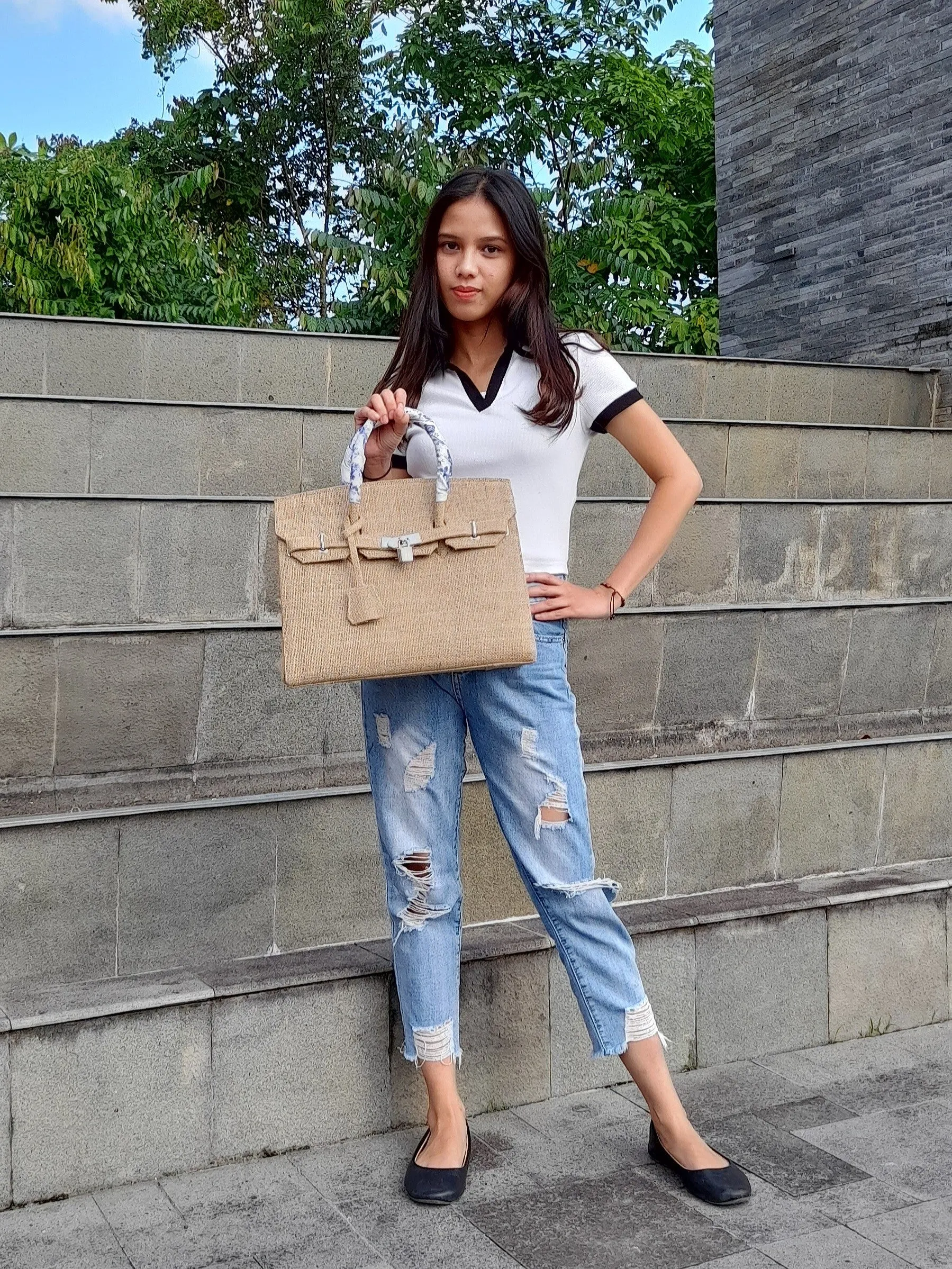 Handmade burlap / jute bag, Medium size (35cm)_style 5