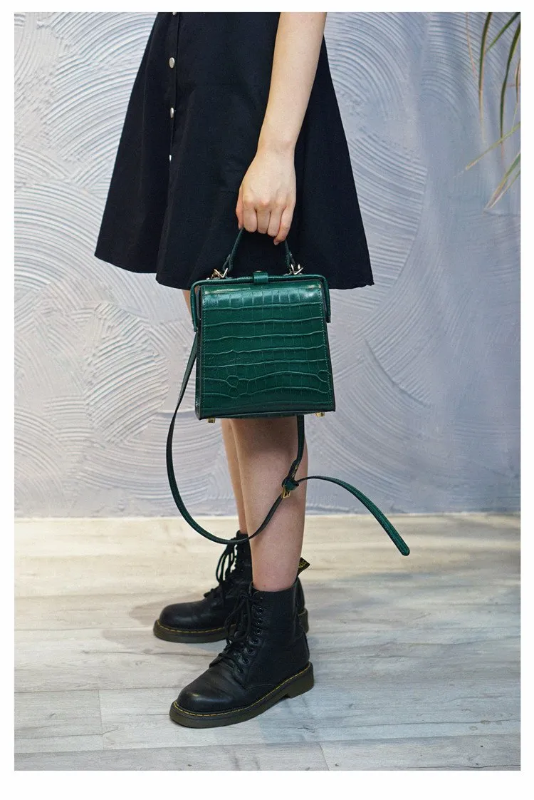 Handmade Womens Stylish Square Dark Green Leather Doctor Handbag Side Purse Doctor Purse for Women
