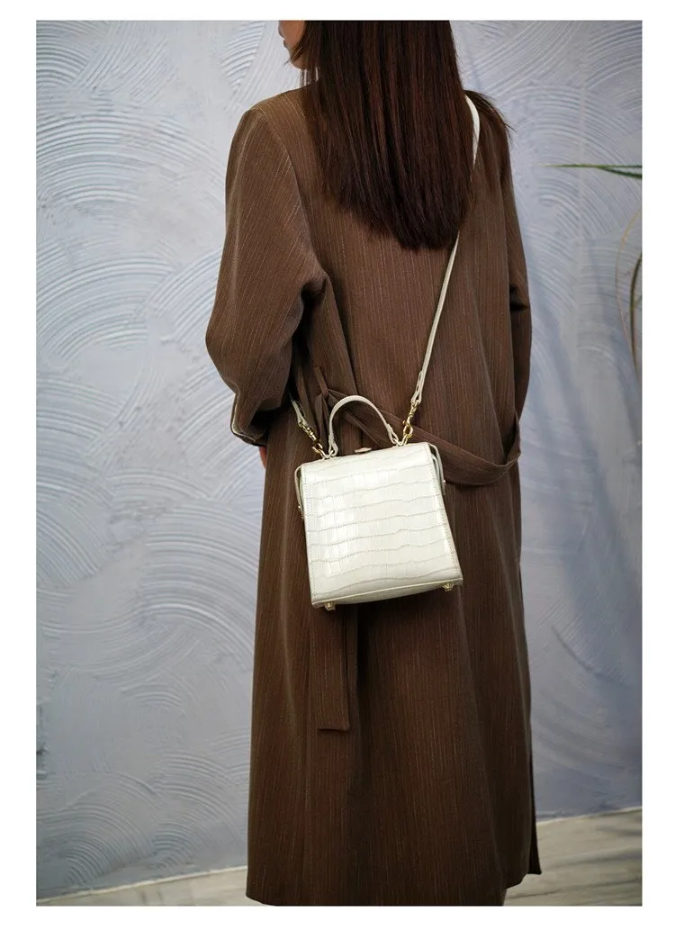 Handmade Womens Stylish Square Dark Green Leather Doctor Handbag Side Purse Doctor Purse for Women