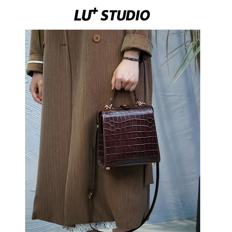 Handmade Womens Stylish Square Dark Green Leather Doctor Handbag Side Purse Doctor Purse for Women