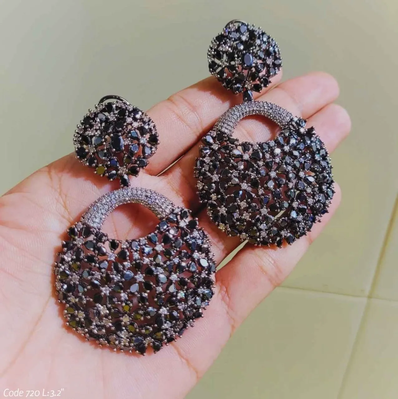 Kiara beautiful Earring