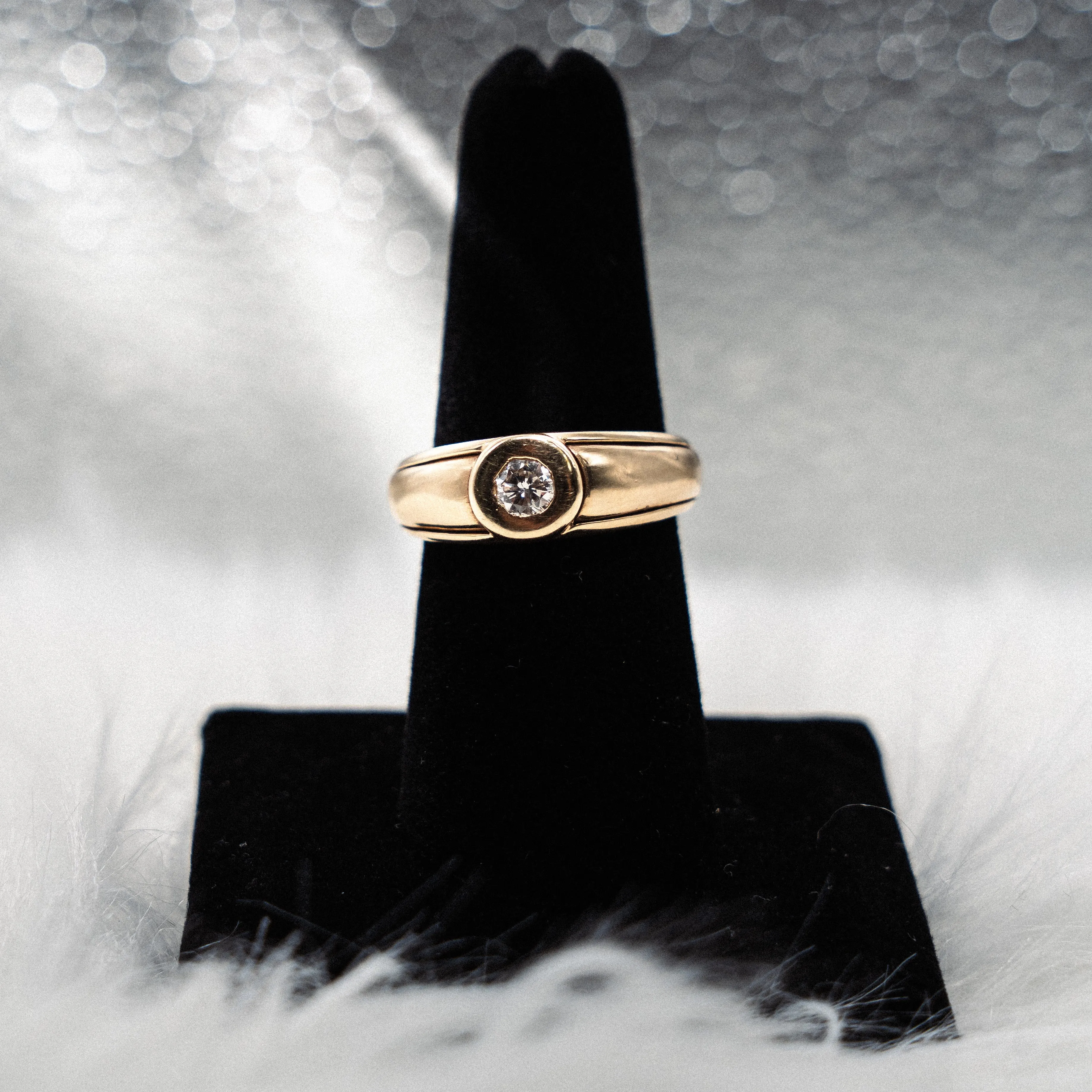 Men'S Ring 14K Yellow Gold With Diamond / 7.3gr / Size 9