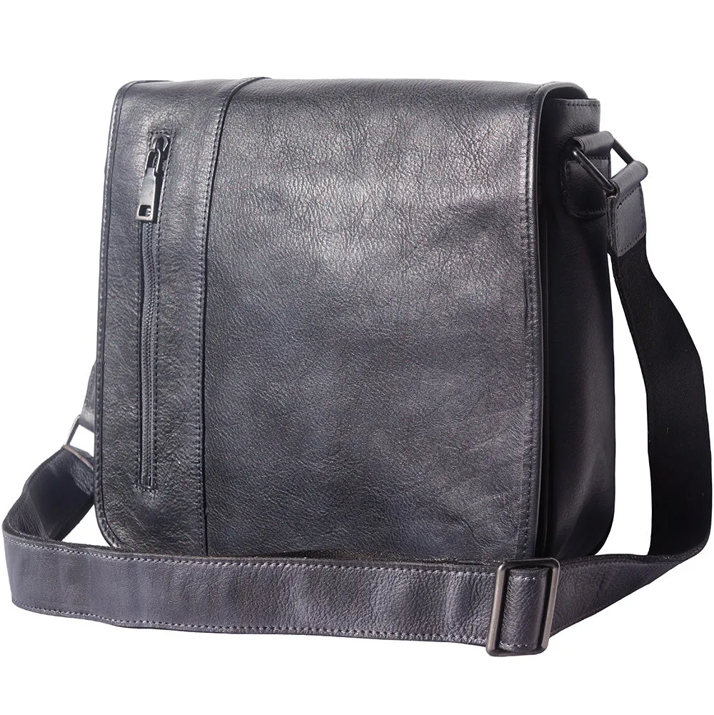 Messenger Flap leather bag