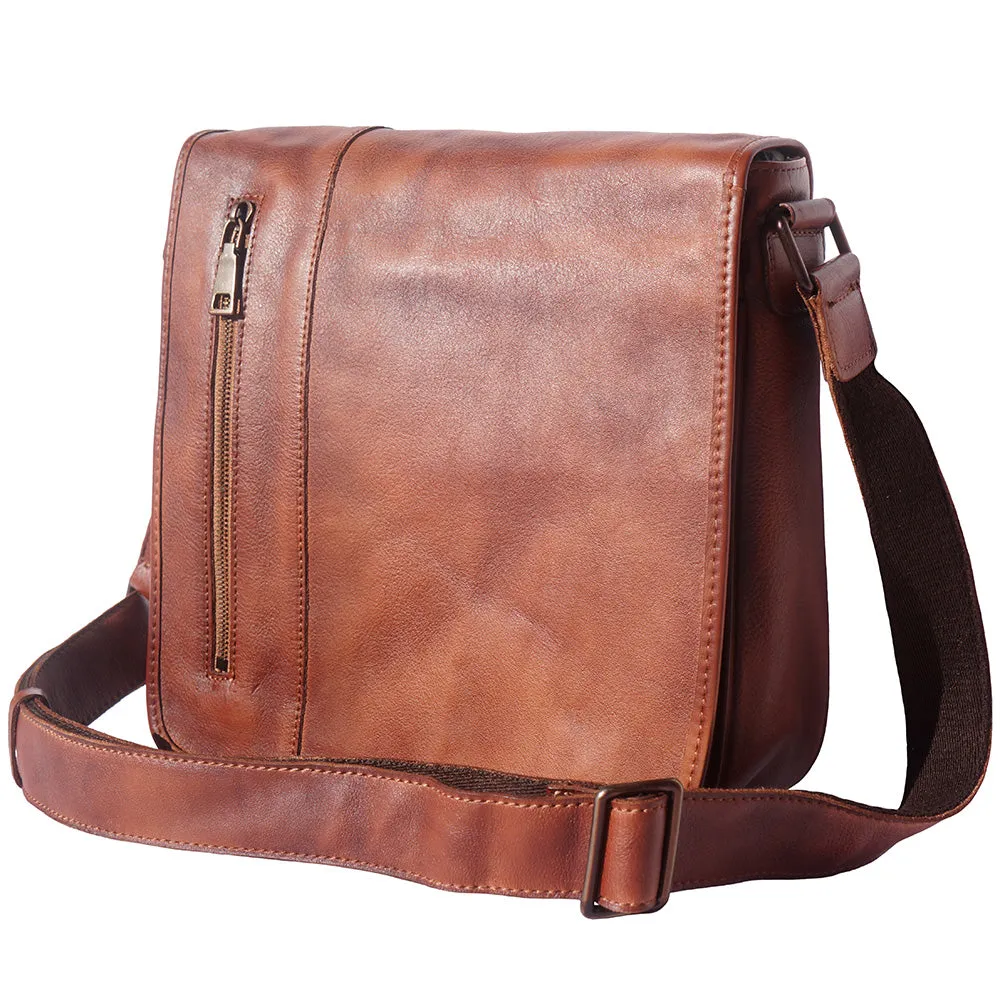 Messenger Flap leather bag