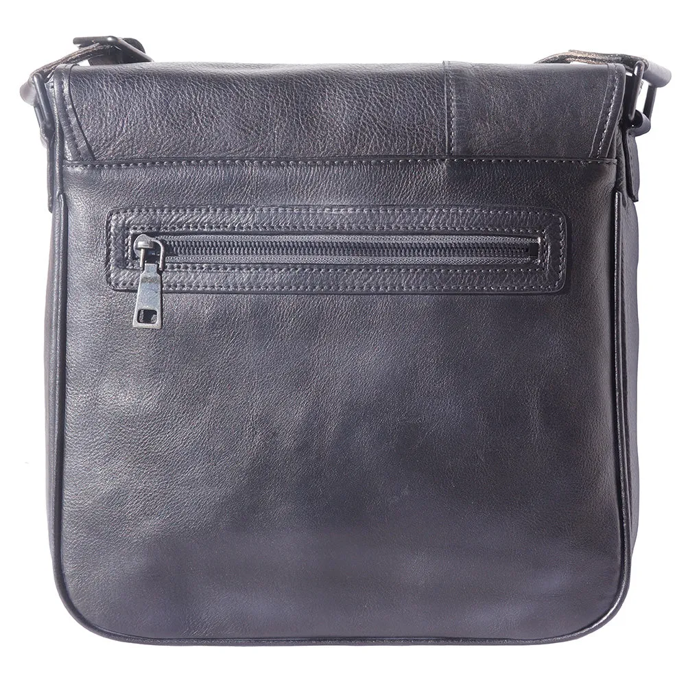 Messenger Flap leather bag