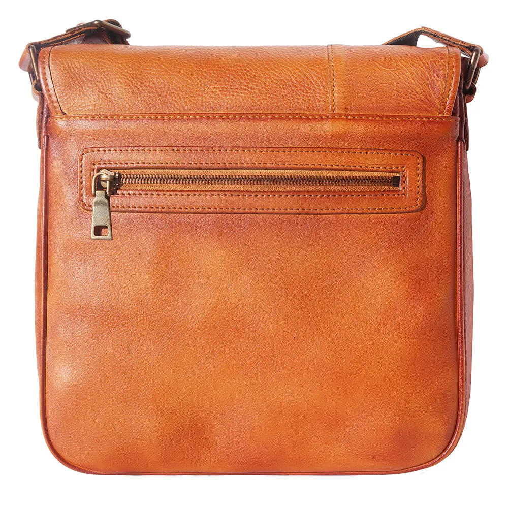 Messenger Flap leather bag