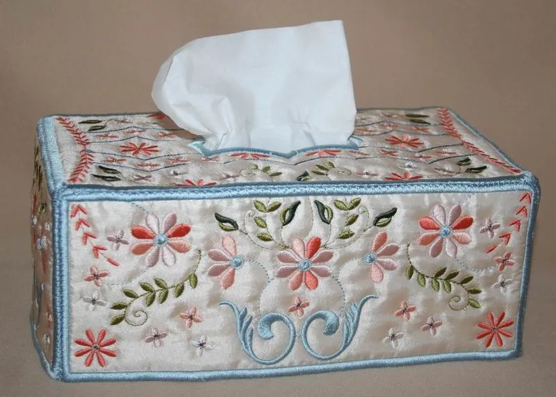 Signature Tissue Box Cover