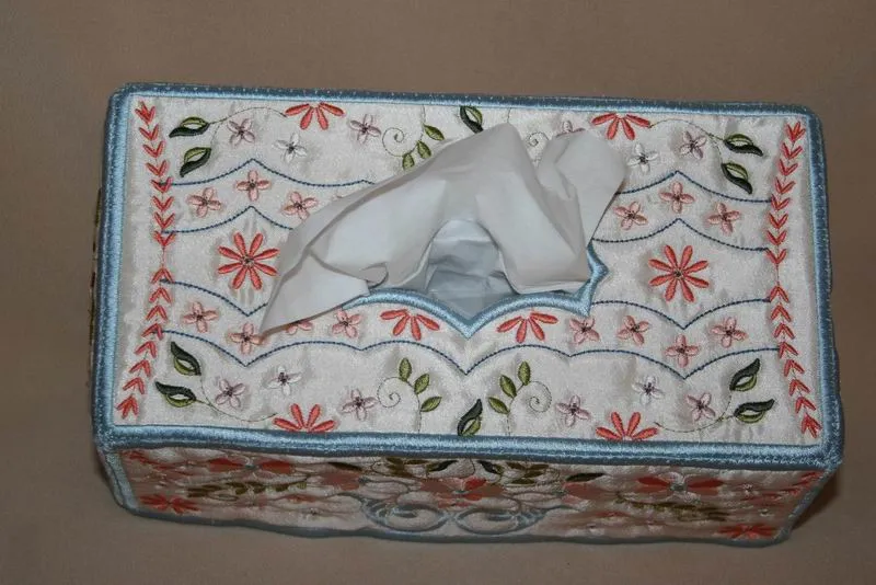 Signature Tissue Box Cover