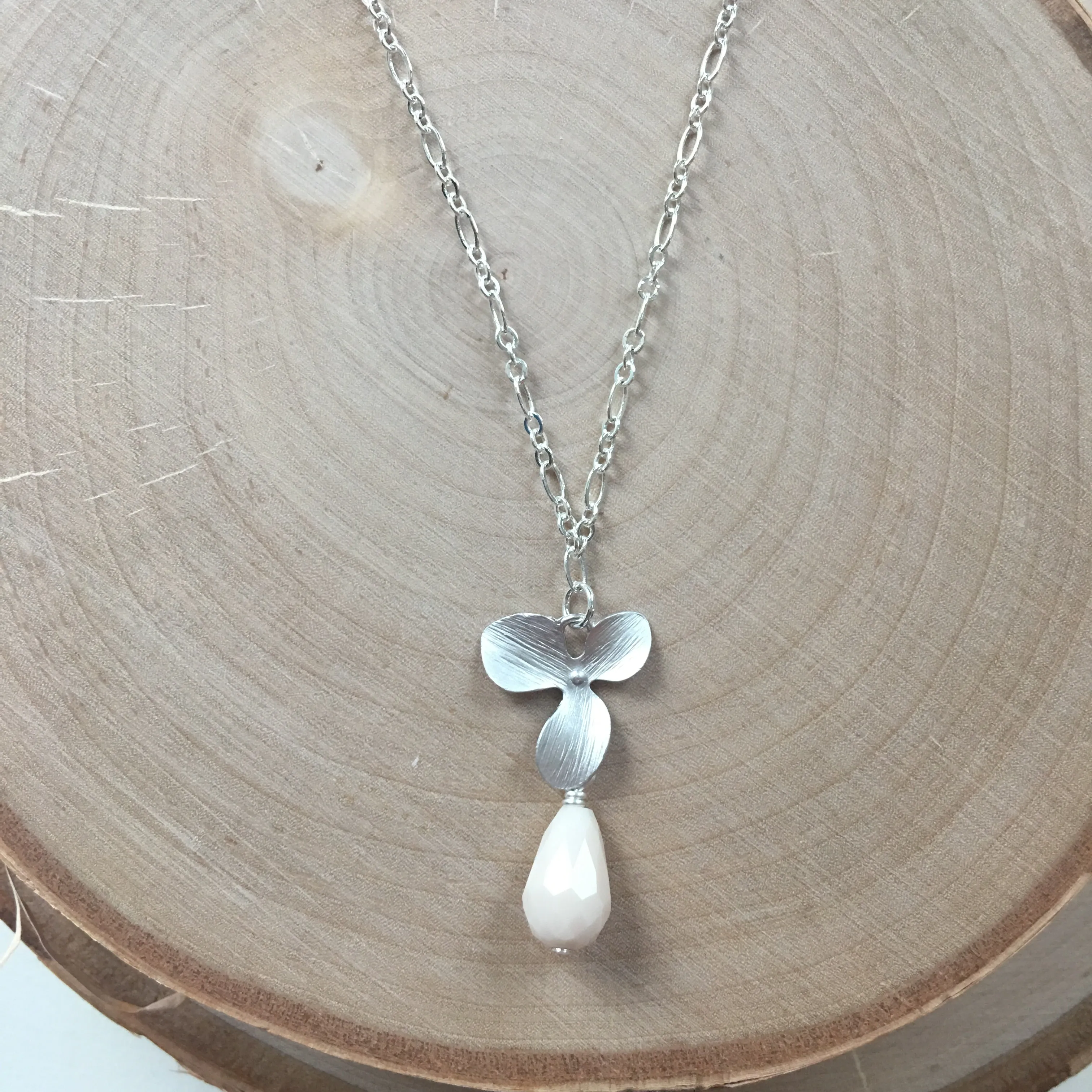 Silver Short Pendant Necklace