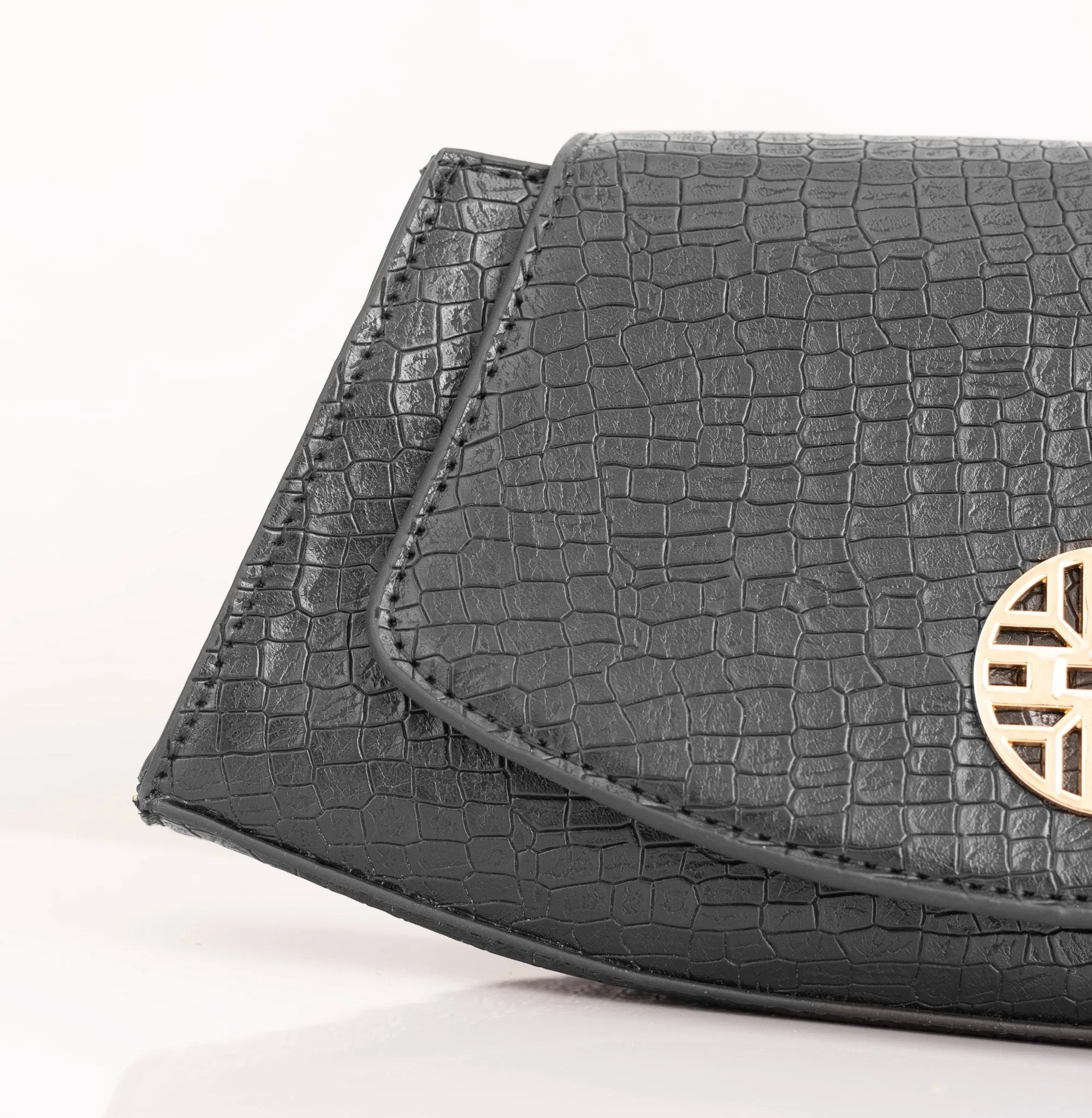 Snakeskin Pattern Flap Baguette Bag
