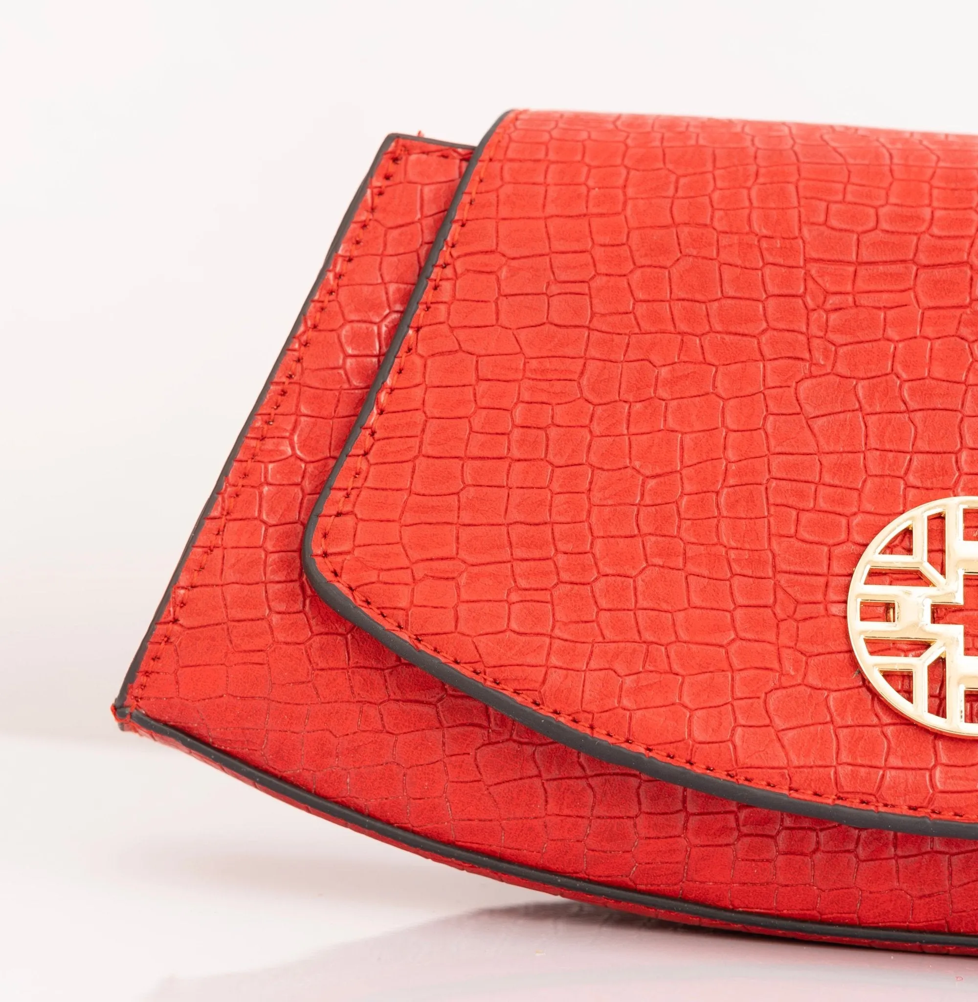 Snakeskin Pattern Flap Baguette Bag