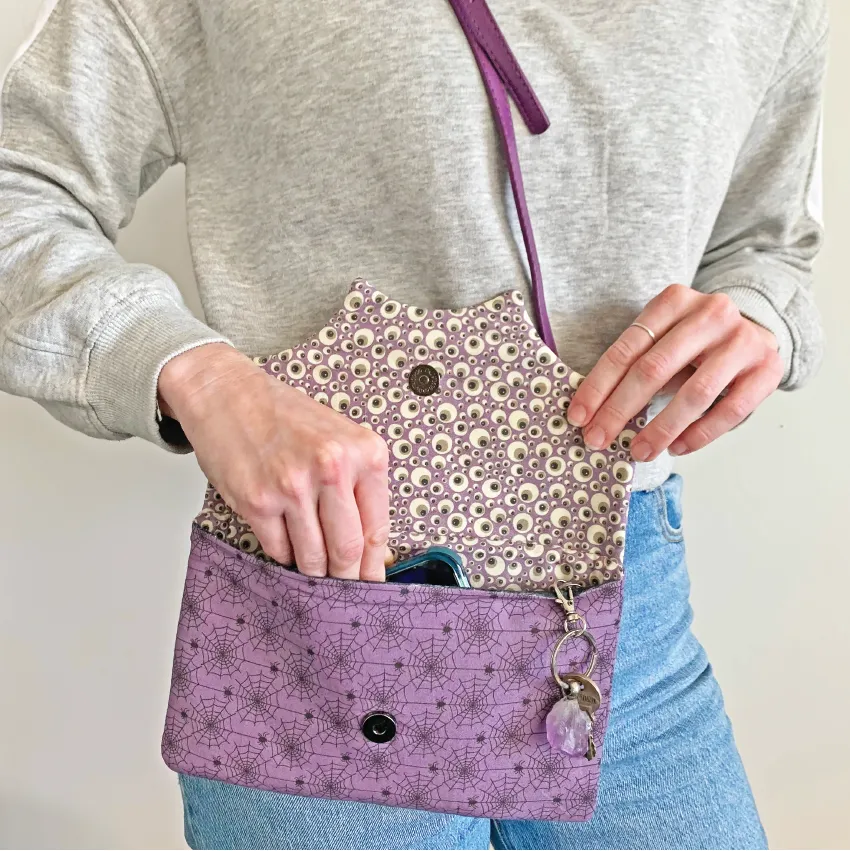Spider Web Flap Clutch