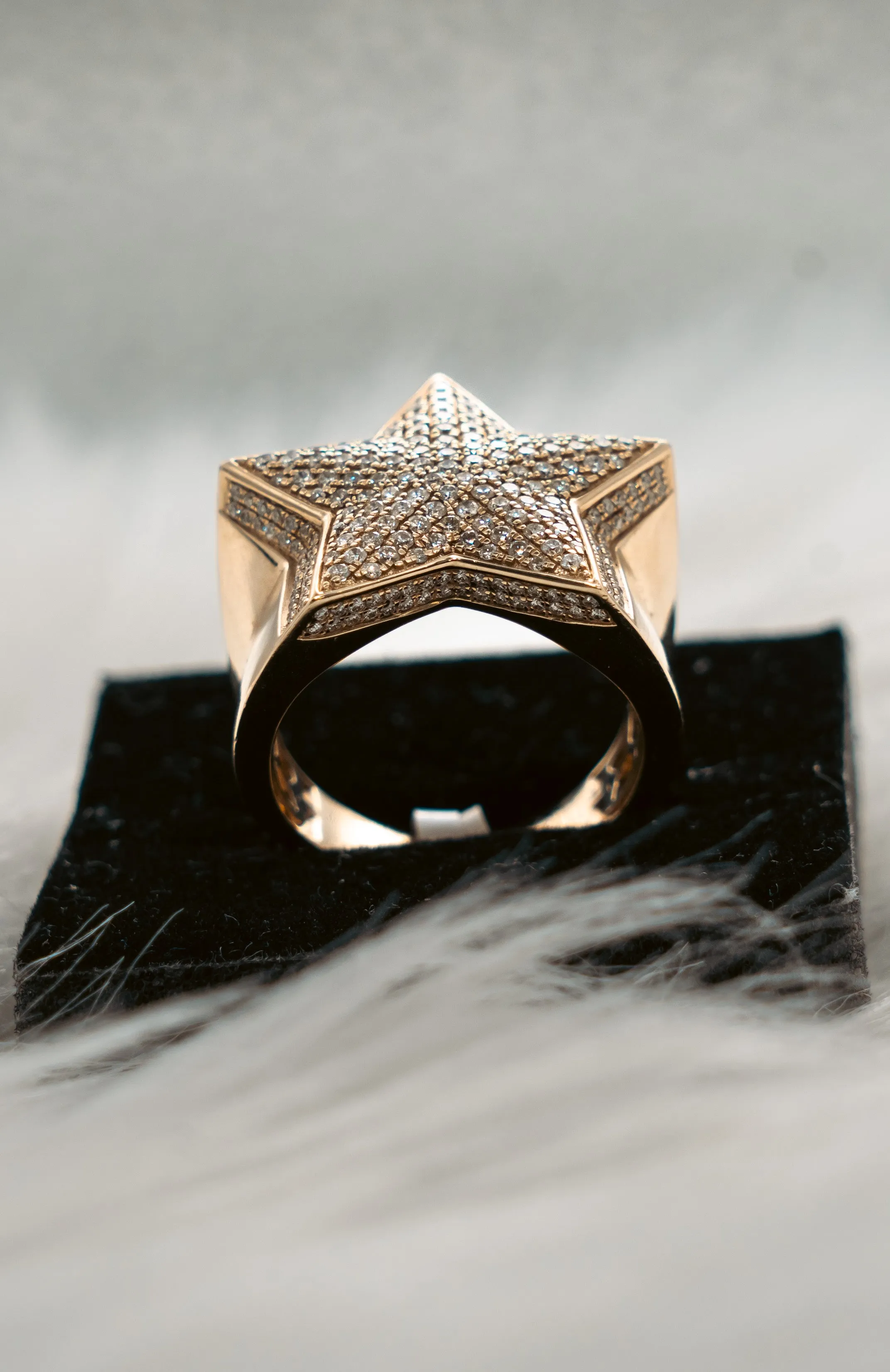 Star Ring 14K Yellow Gold With Diamond 2,03ct / 11.8gr / Size 10