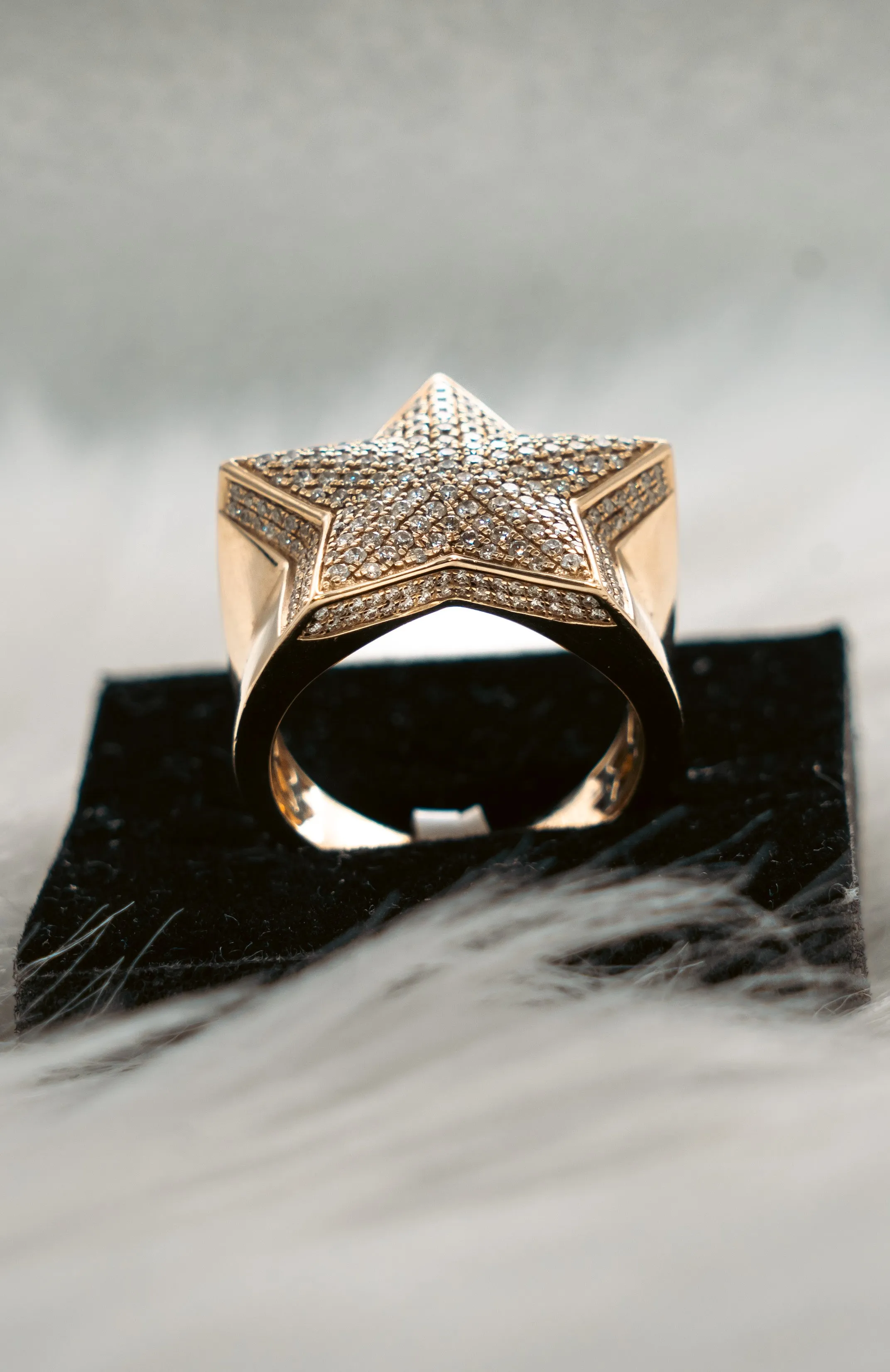 Star Ring 14K Yellow Gold With Diamond 2,03ct / 11.8gr / Size 10