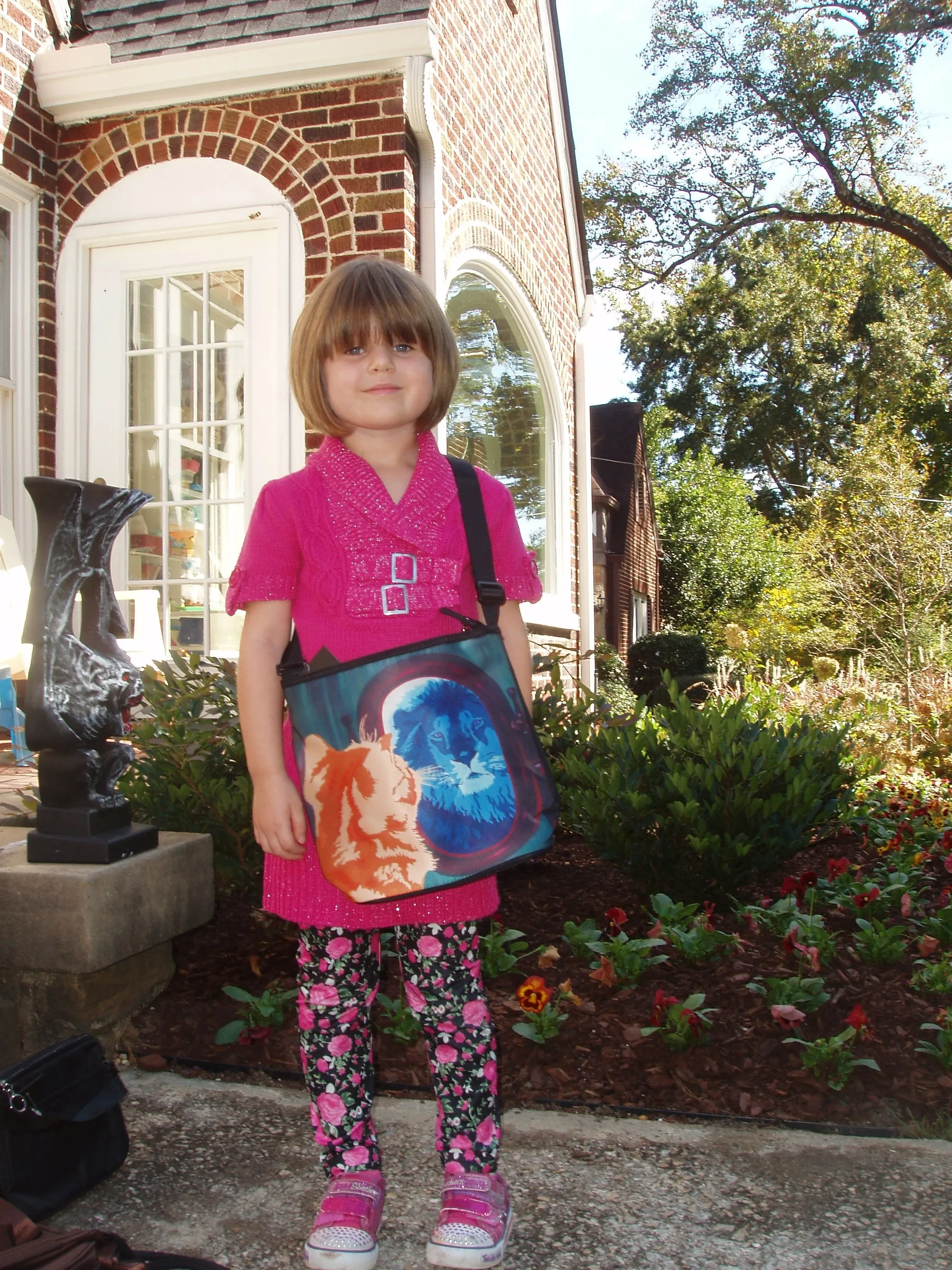 Tiger Kitten Cross Body Bag - Eminence