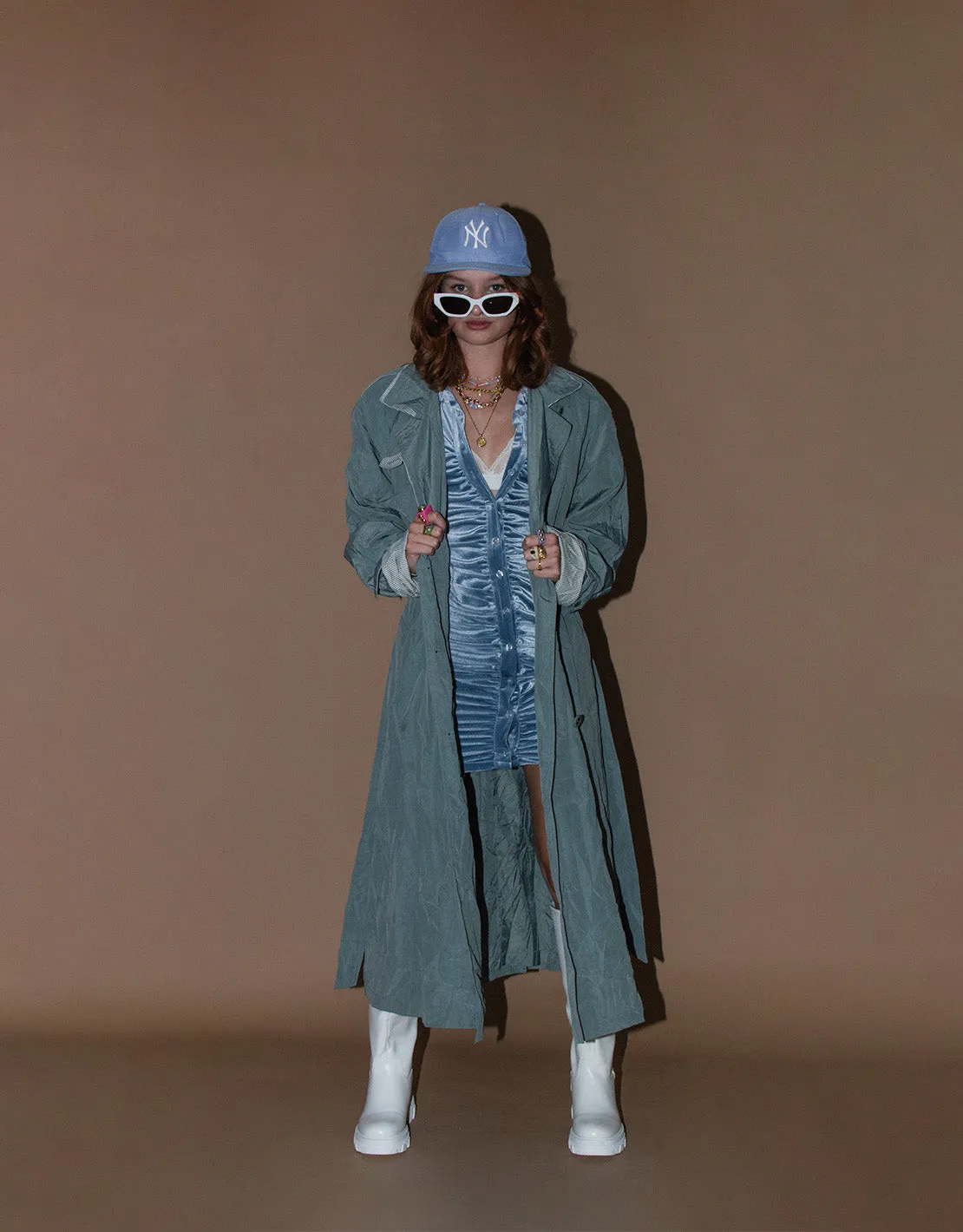 Vintage trenchcoat with striped details