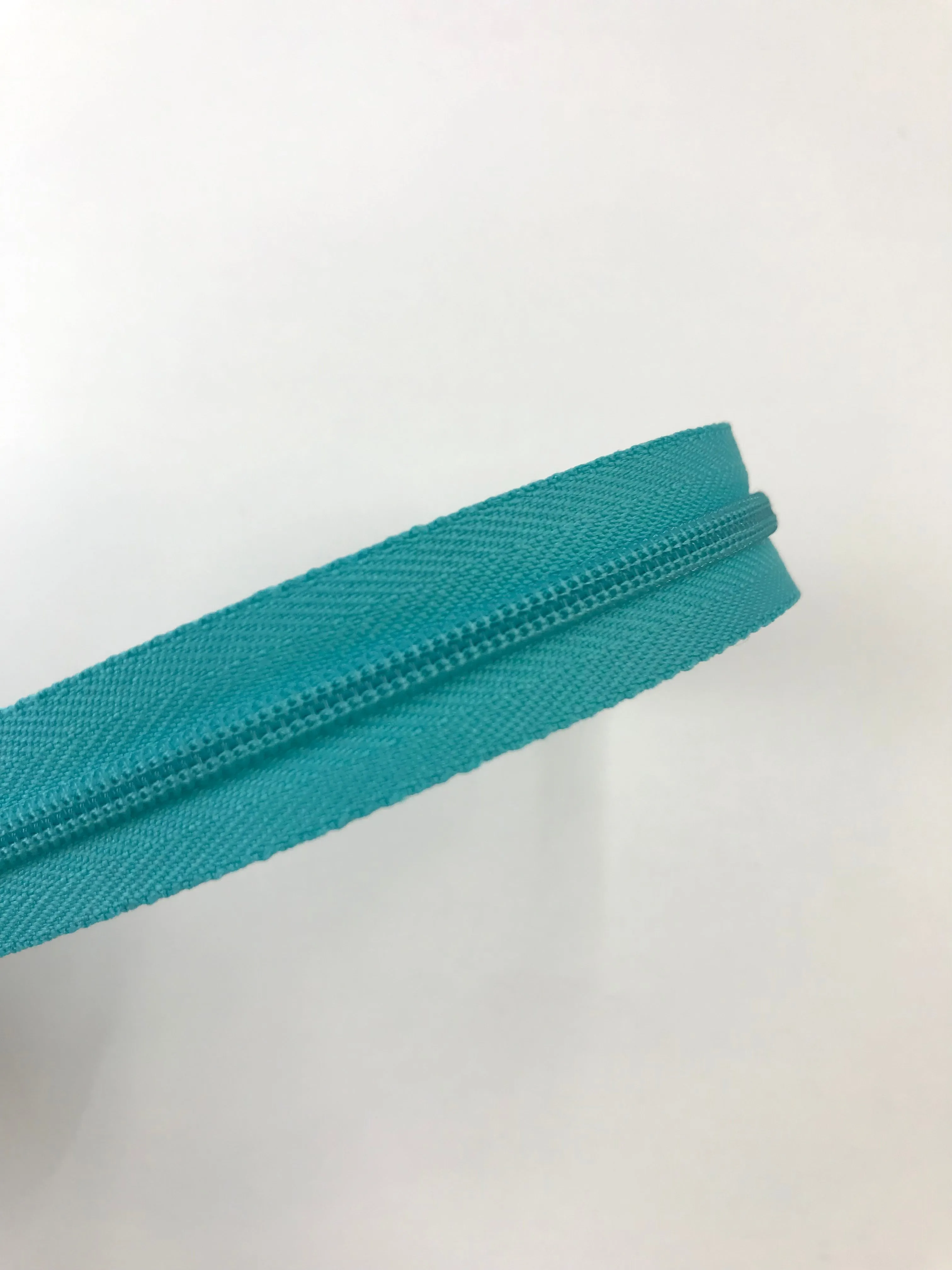 YKK® #3 Nylon Zipper c/e #548